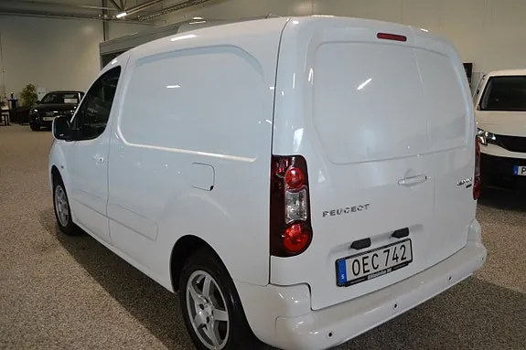 Peugeot Partner 2016 photo 2