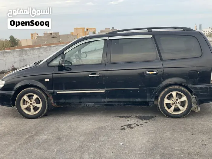 Hyundai Trajet 2007 photo 2