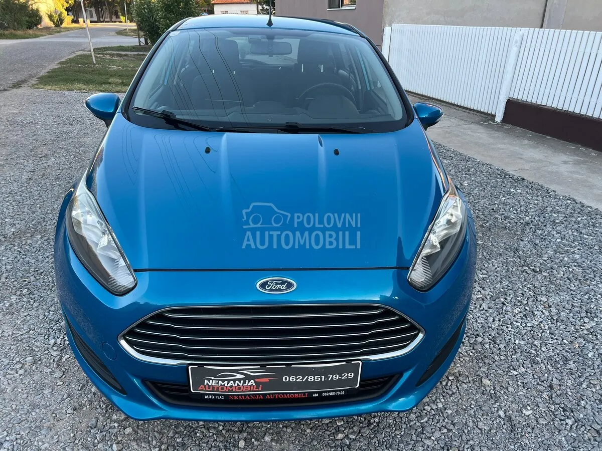 Ford Fiesta 2013 photo 2