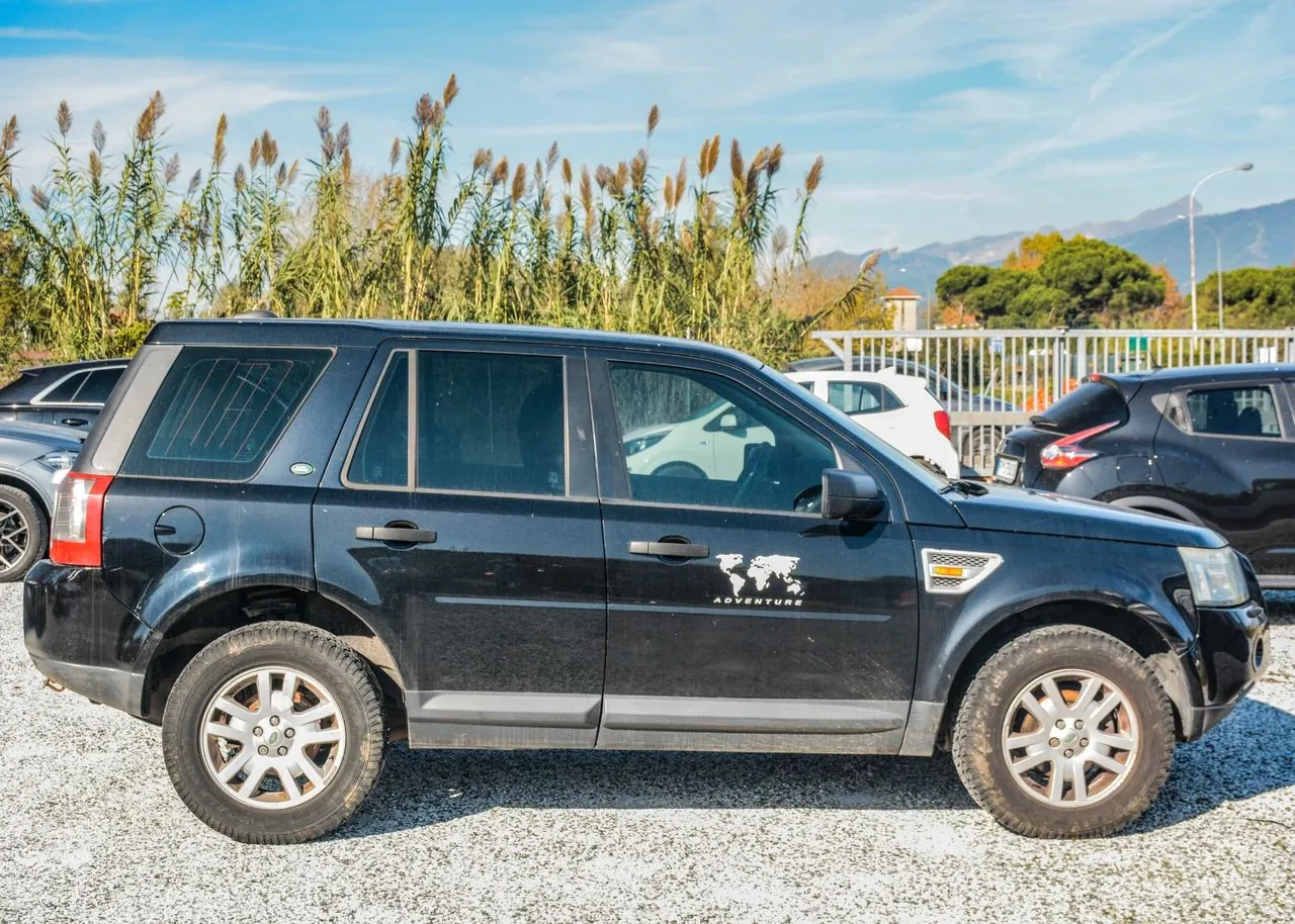 Land Rover Freelander 2007 photo 2