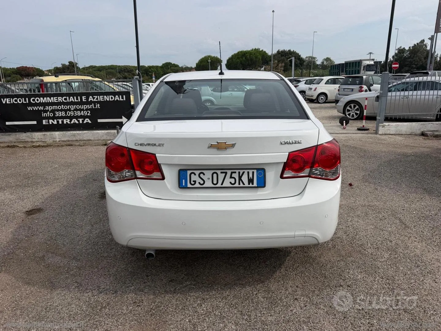 Chevrolet Cruze 2011 photo 2