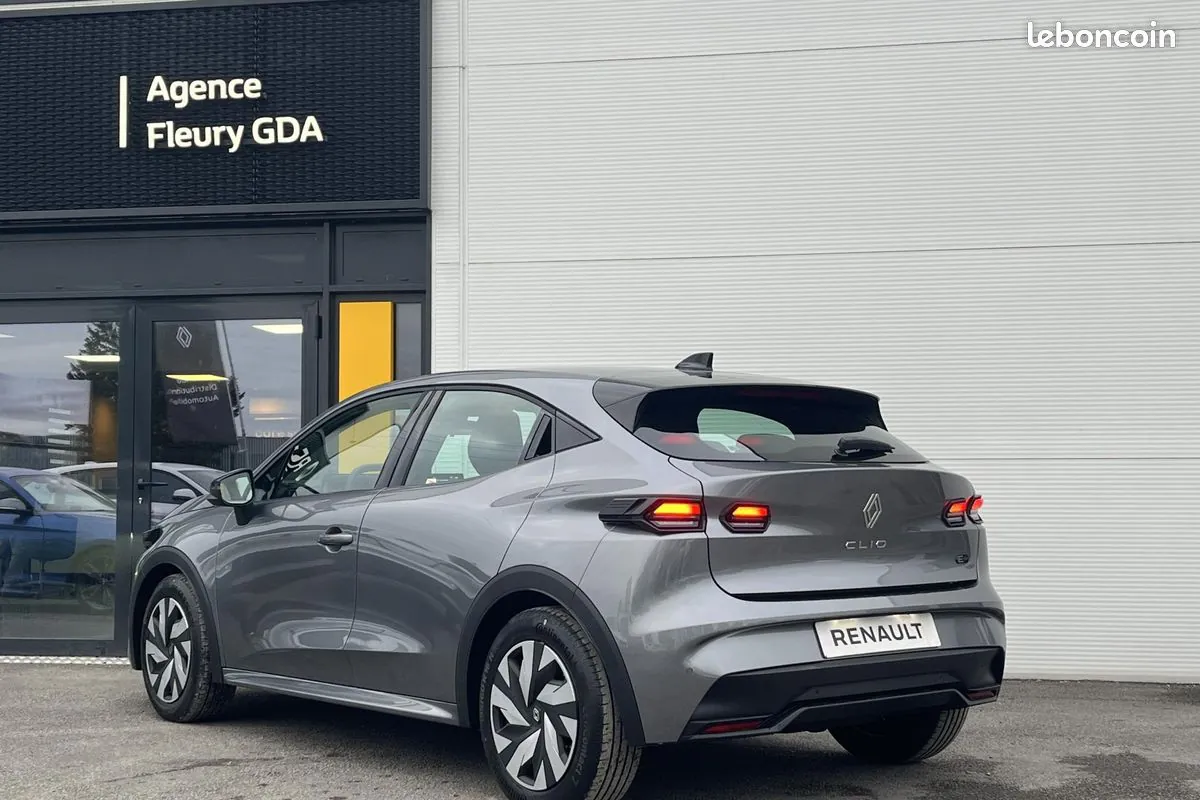 Renault Clio 2025 photo 5