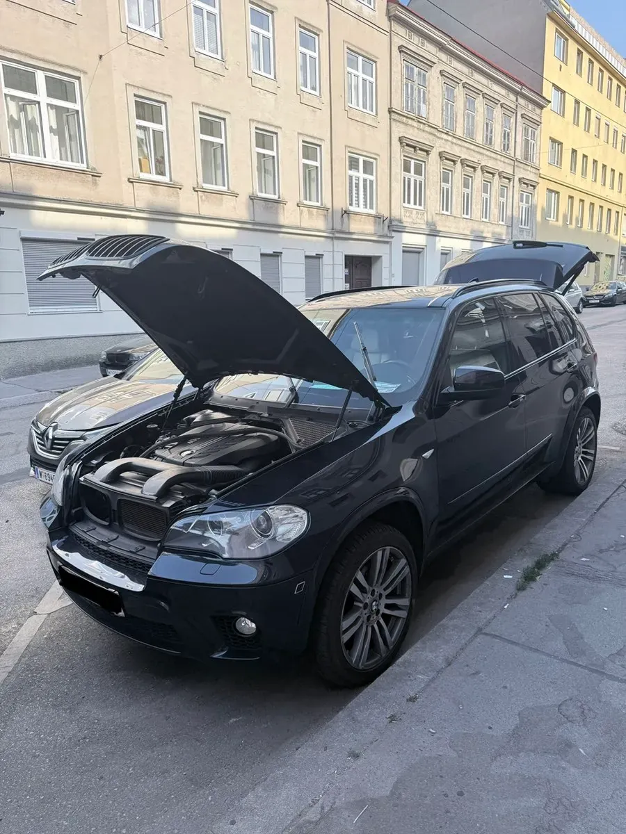 BMW X5 2011 photo 3