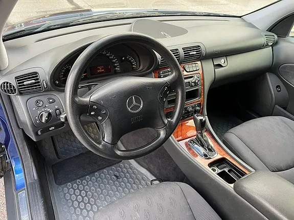 Mercedes-Benz C180 2003 photo 5