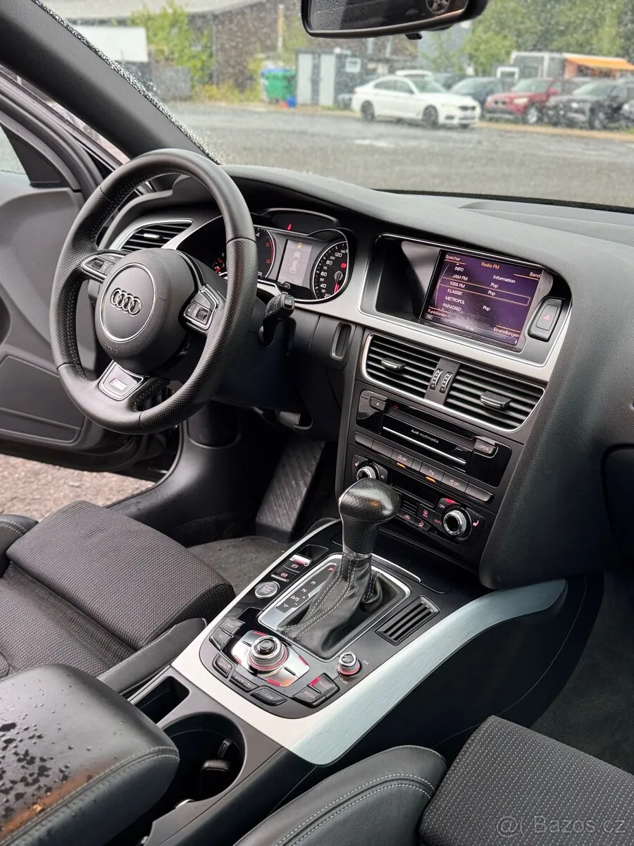 Audi A4 S Line 2013 photo 5