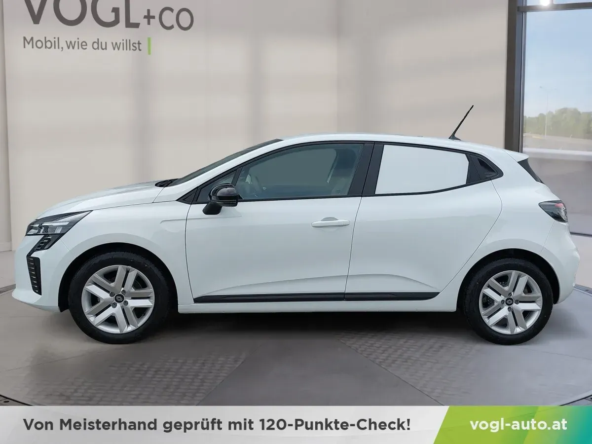 Renault Clio 2023 photo 2