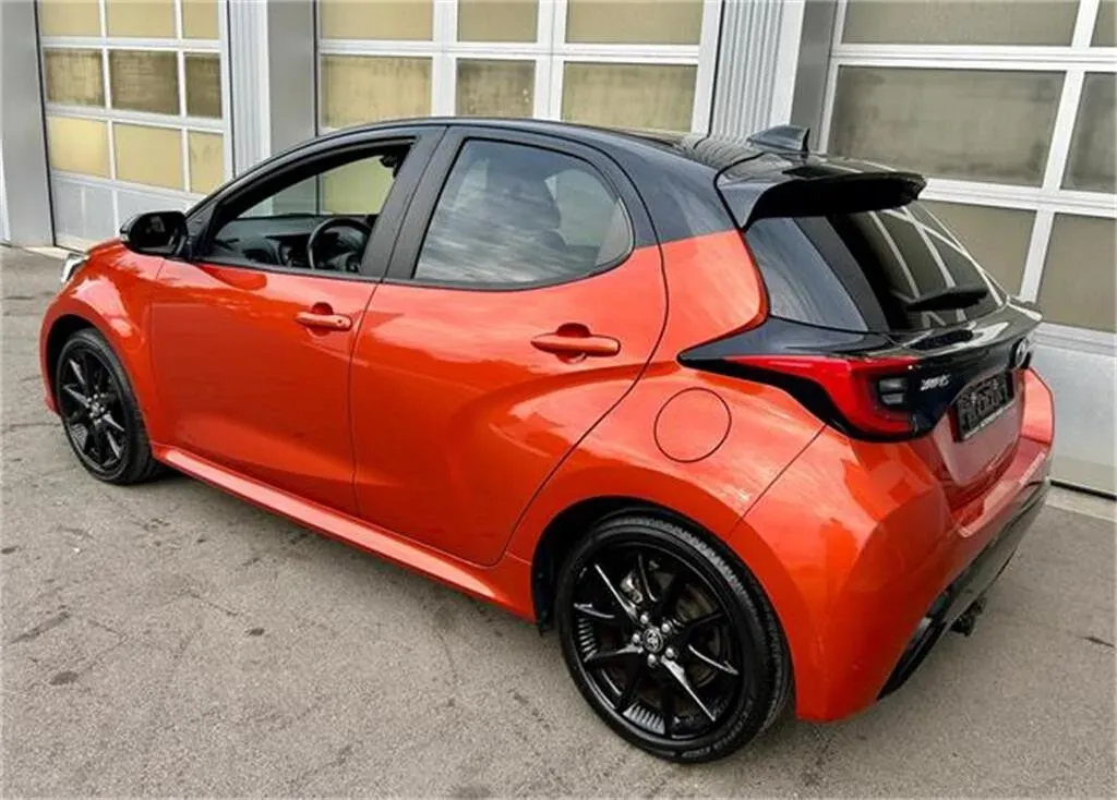 Toyota Yaris 2022 photo 3