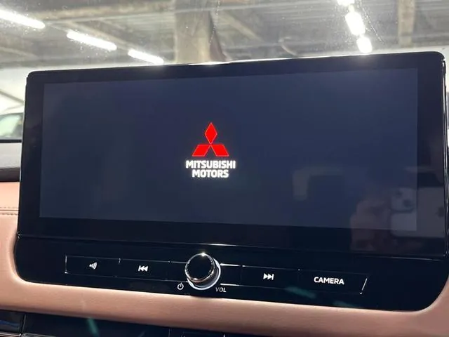 Mitsubishi Outlander 2024 photo 5