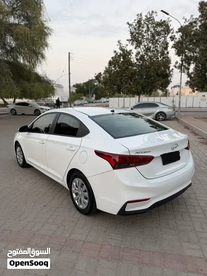 Hyundai Accent 2022 photo 3