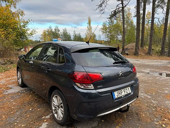 Citroen C4 2015 photo 3