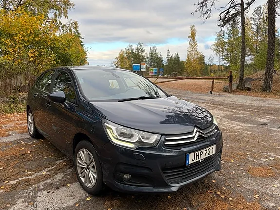 Citroen C4 2015 photo 2