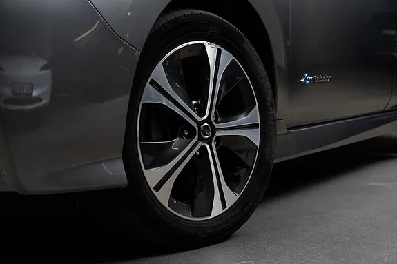 Nissan Leaf 2019 photo 5