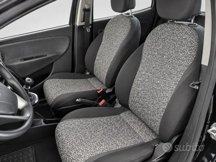 Lancia Ypsilon 2023 photo 5
