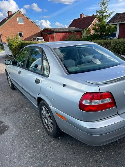 Volvo S40 2001 photo 3