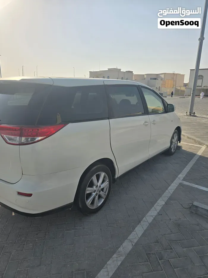 Toyota Previa 2013 photo 4