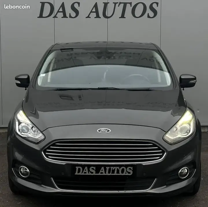 Ford S-Max 2016 photo 2
