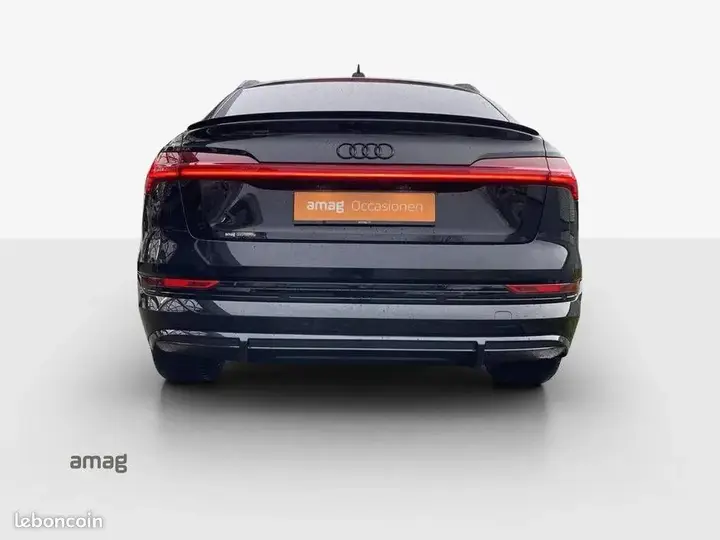 Audi E-Tron 2021 photo 4