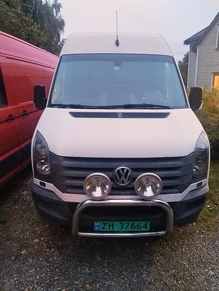 Volkswagen Crafter 2012 photo 2