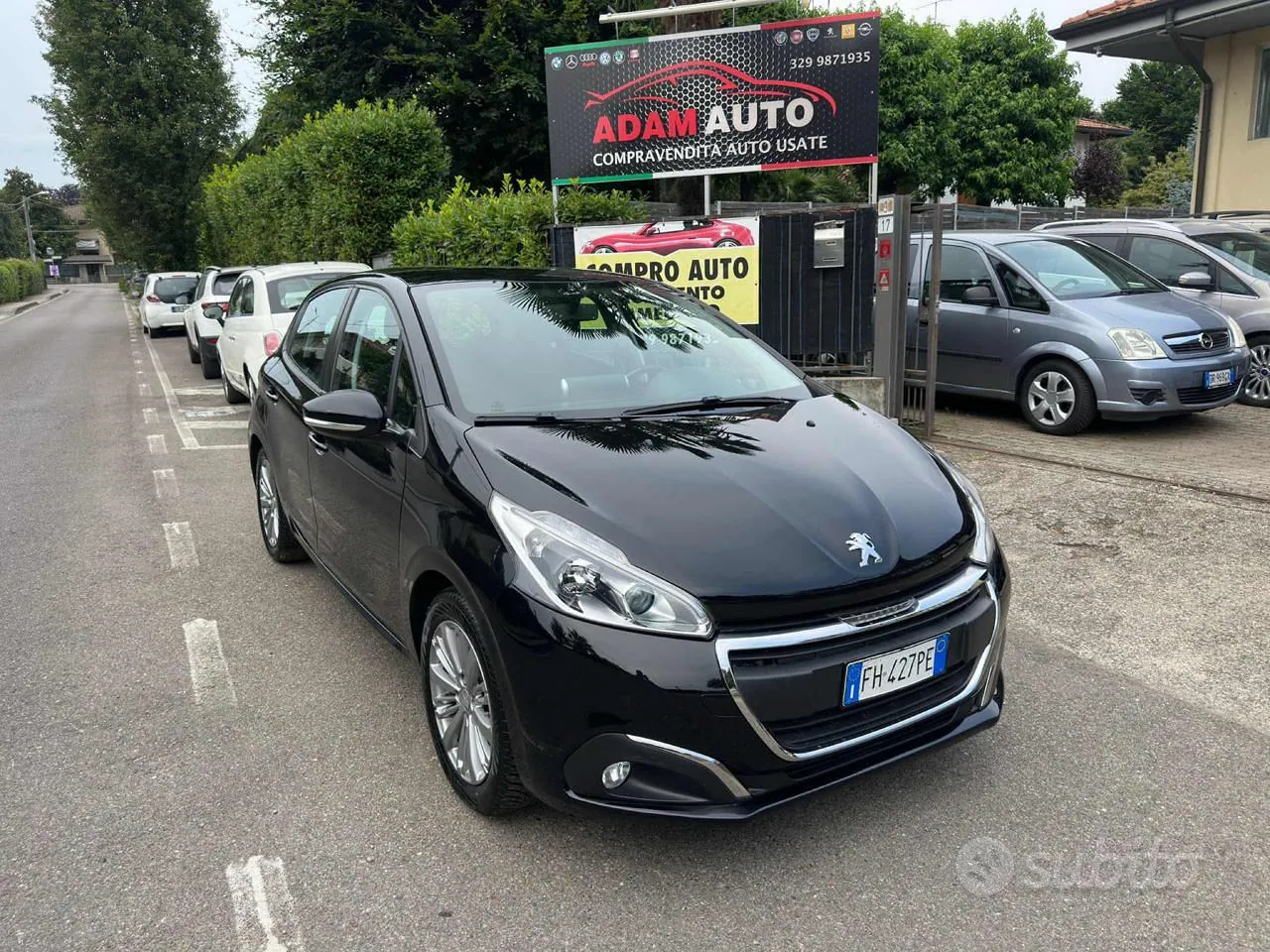 Peugeot 208