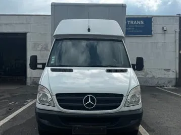 Mercedes-Benz Sprinter Combi 2012 photo 2