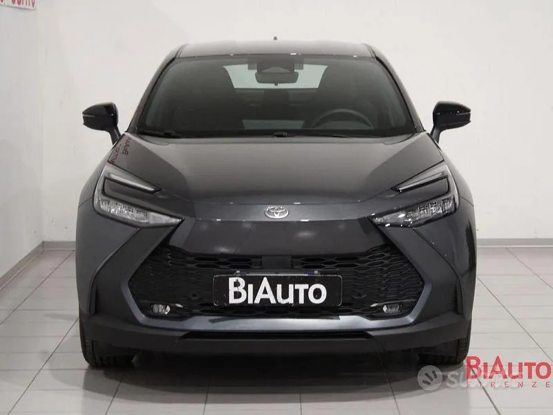 Toyota C-Hr 2025 photo 3