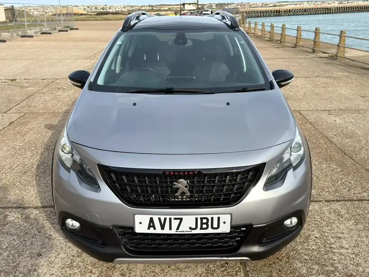 Peugeot 2008 2017 photo 2