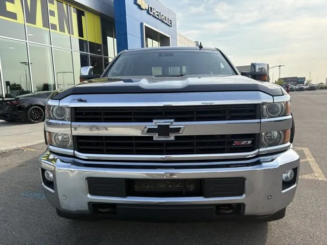 Chevrolet Silverado 2500Hd 2016 photo 3