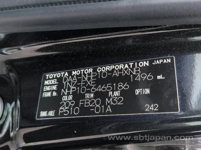 Toyota Aqua 2016 photo 5