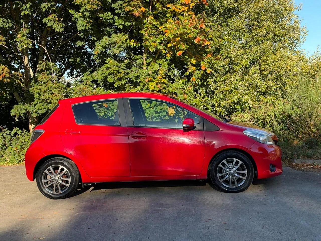 Toyota Yaris 2014 photo 3