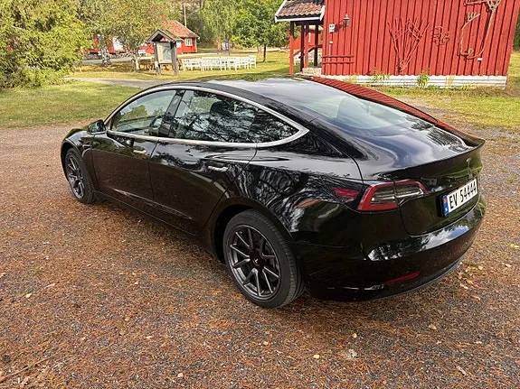 Tesla Model 3 2019 photo 5