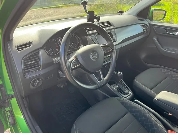 Skoda Fabia 2016 photo 5