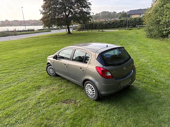 Opel Corsa 2014 photo 4