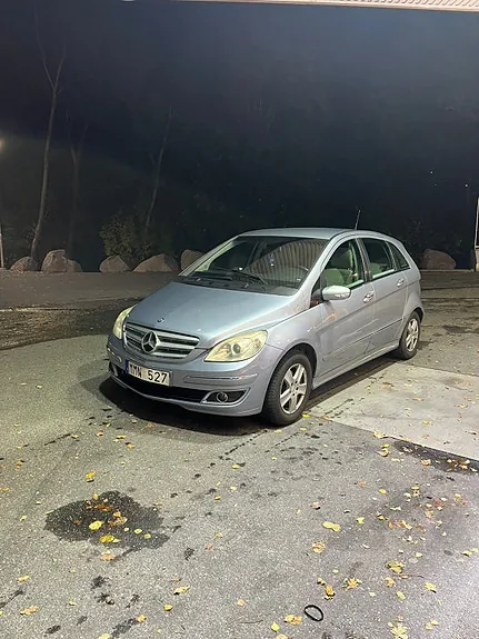 Mercedes-Benz B170
