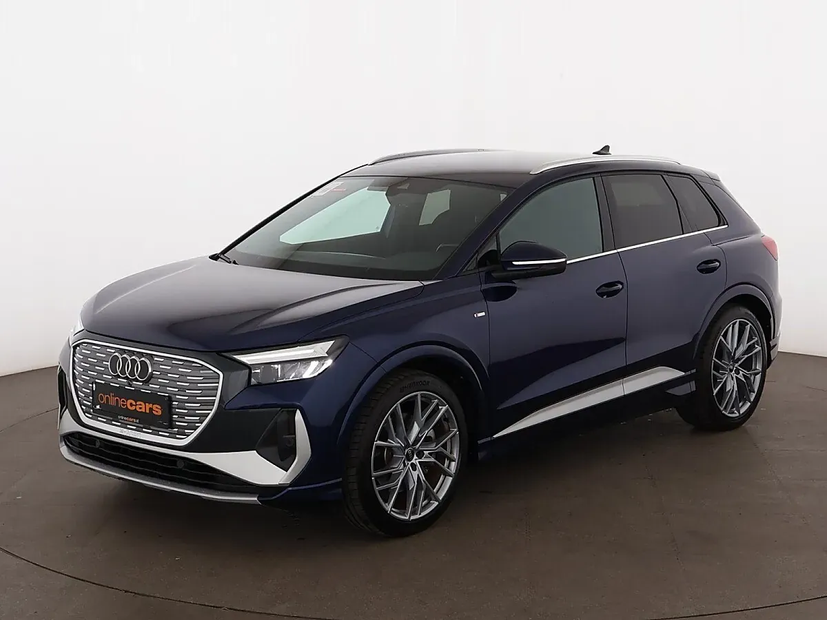 Audi Q4 2023 photo 2