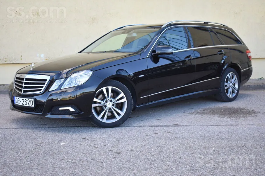 Mercedes-Benz E350 2010 photo 4