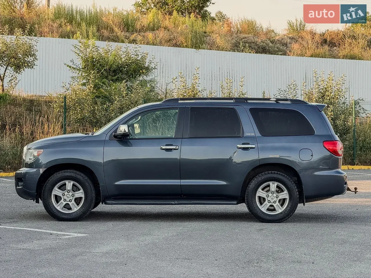 Toyota Sequoia 2008 photo 3