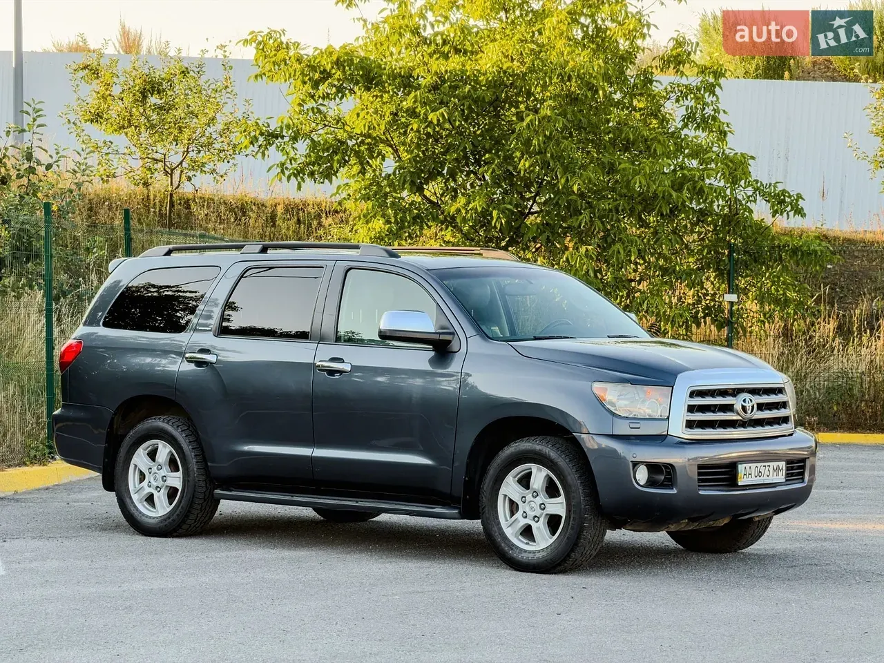 Toyota Sequoia 2008 photo 2