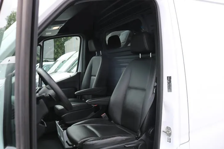 Mercedes-Benz Sprinter 2019 photo 2