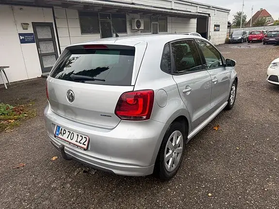 Volkswagen Polo 2013 photo 5