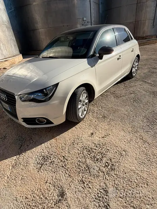 Audi A1 2014 photo 2