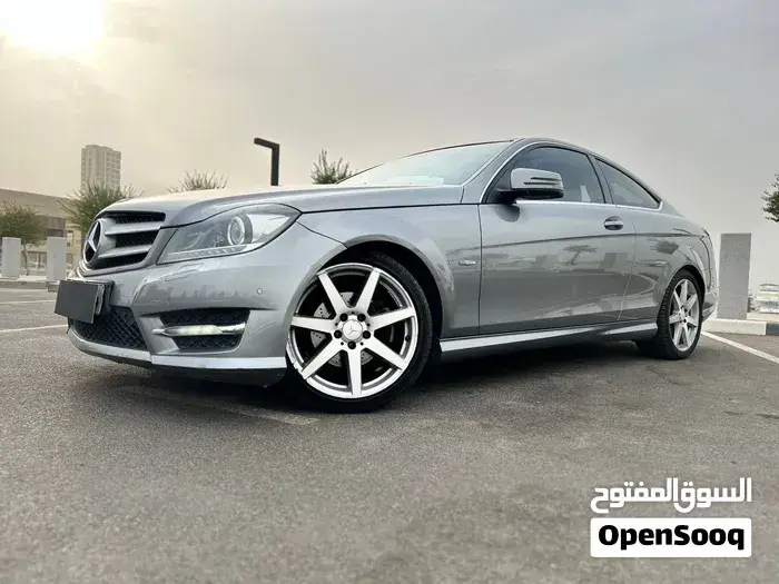 Mercedes-Benz C-Class 2012 photo 3