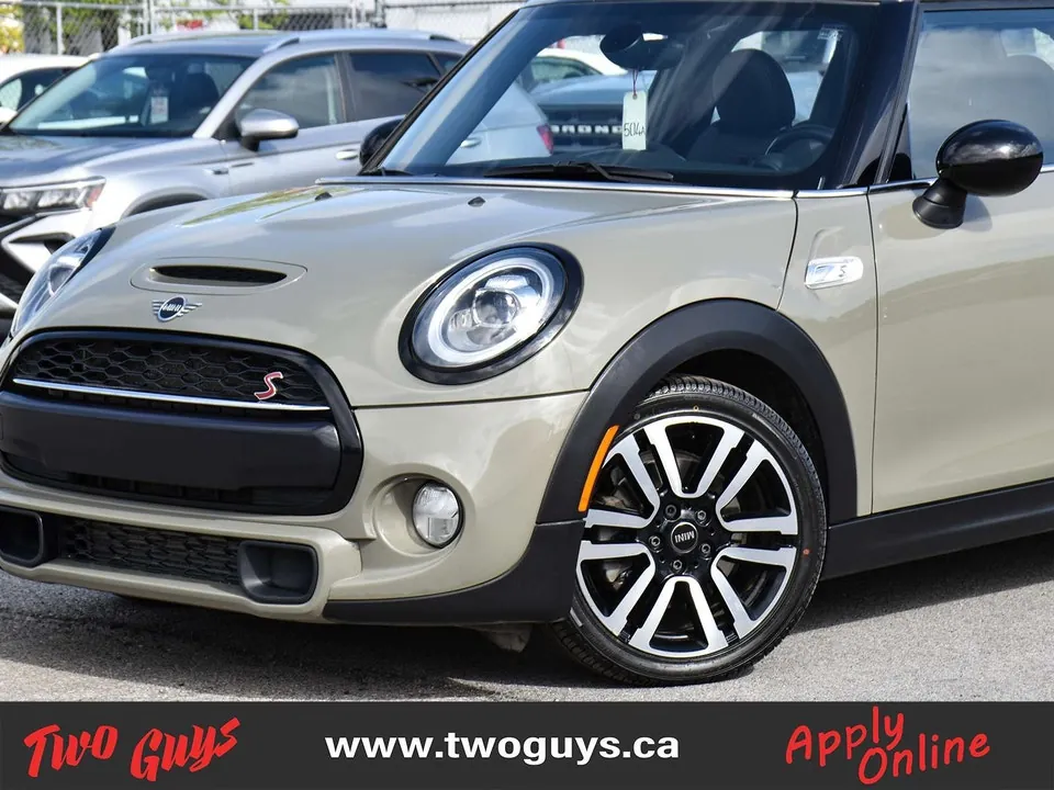 Mini Cooper S 2019 photo 2