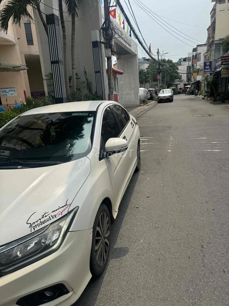 Honda City 2018 photo 2