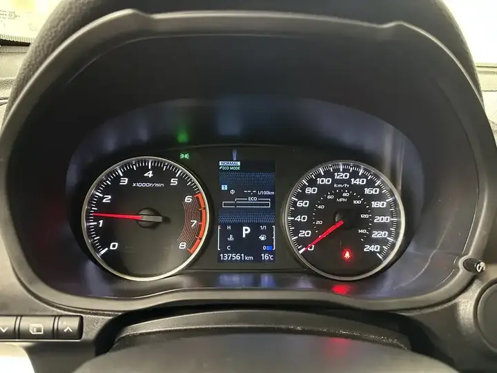 Mitsubishi Eclipse Cross 2022 photo 2
