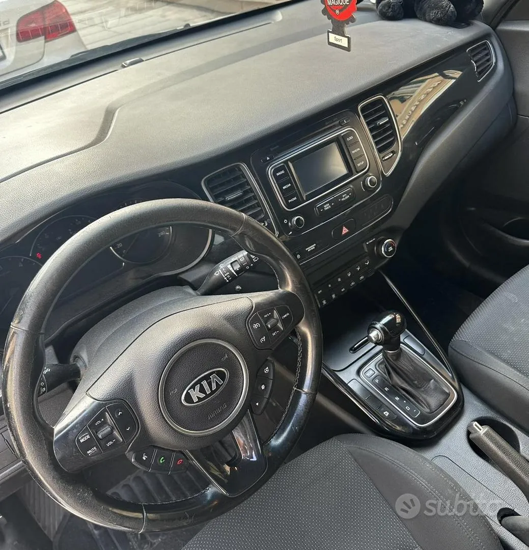 Kia Carens