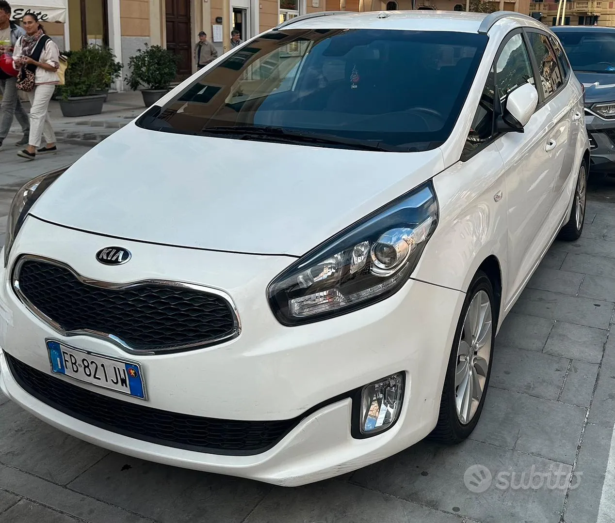 Kia Carens 2016 photo 5