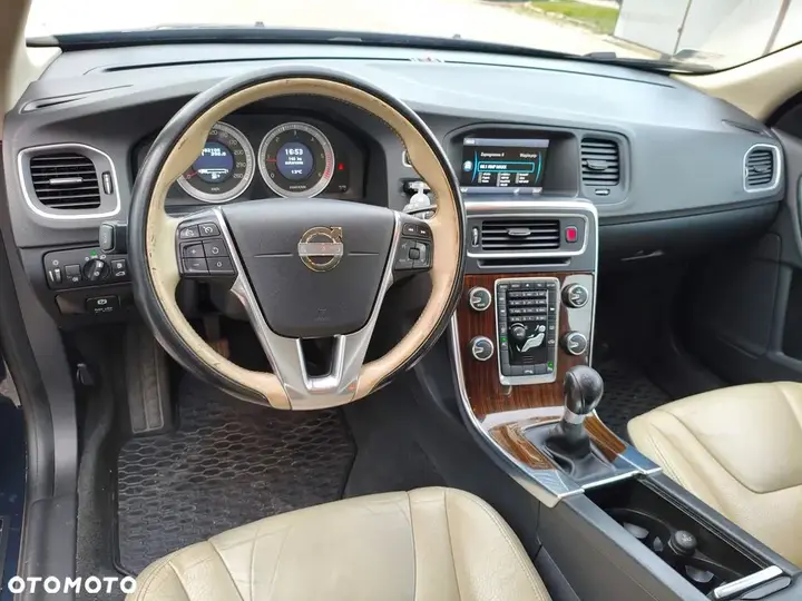 Volvo V60 2011 photo 5