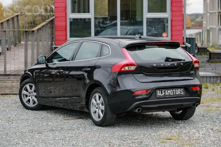 Volvo V40 2013 photo 3