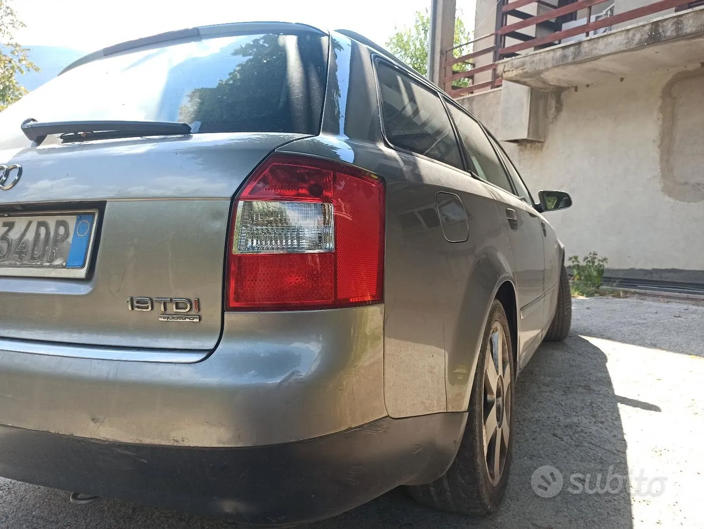 Audi A4 Avant Quattro 2003 photo 3