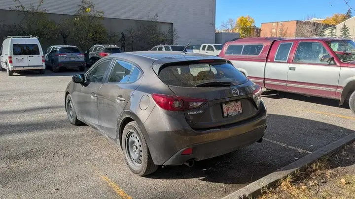 Mazda 3 Sport 2014 photo 2
